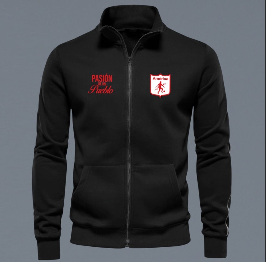 BUZO CUELLO ALTO AMERICA LOGOS BORDADOS