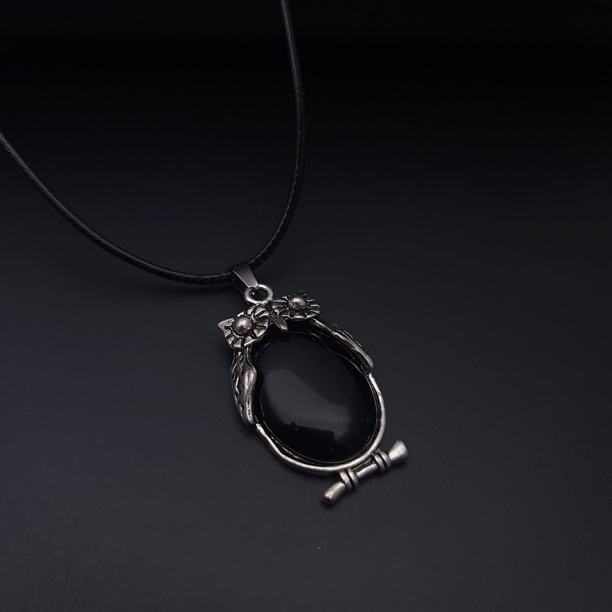 Collar Búho Sabiduria Onix Cuarzo Estuch