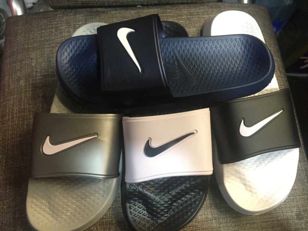 Sandalias NIKE