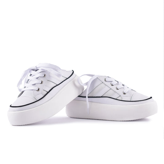 Gray helmet for bikers