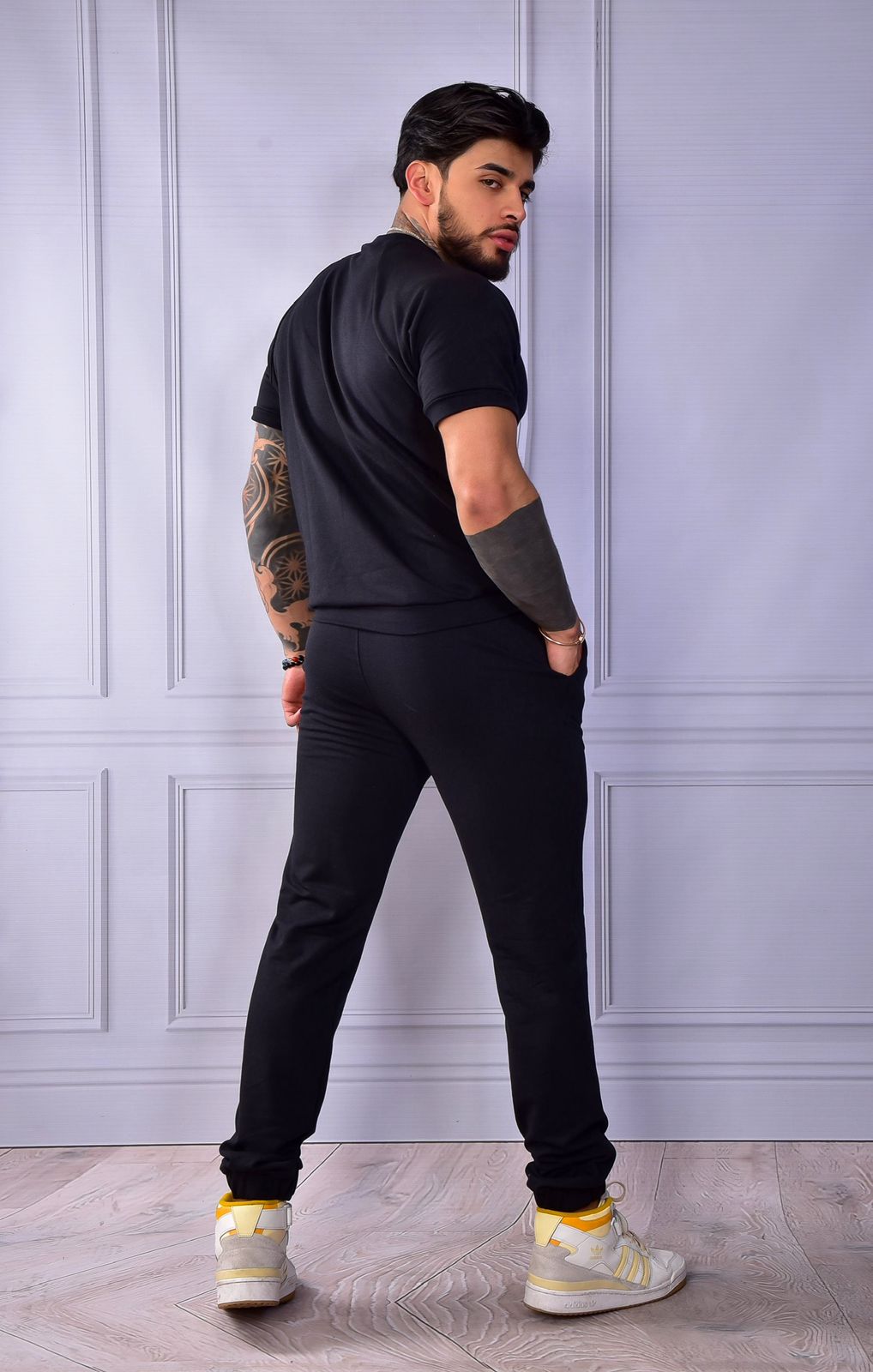 CONJUNTO DEPORTIVO DORADO