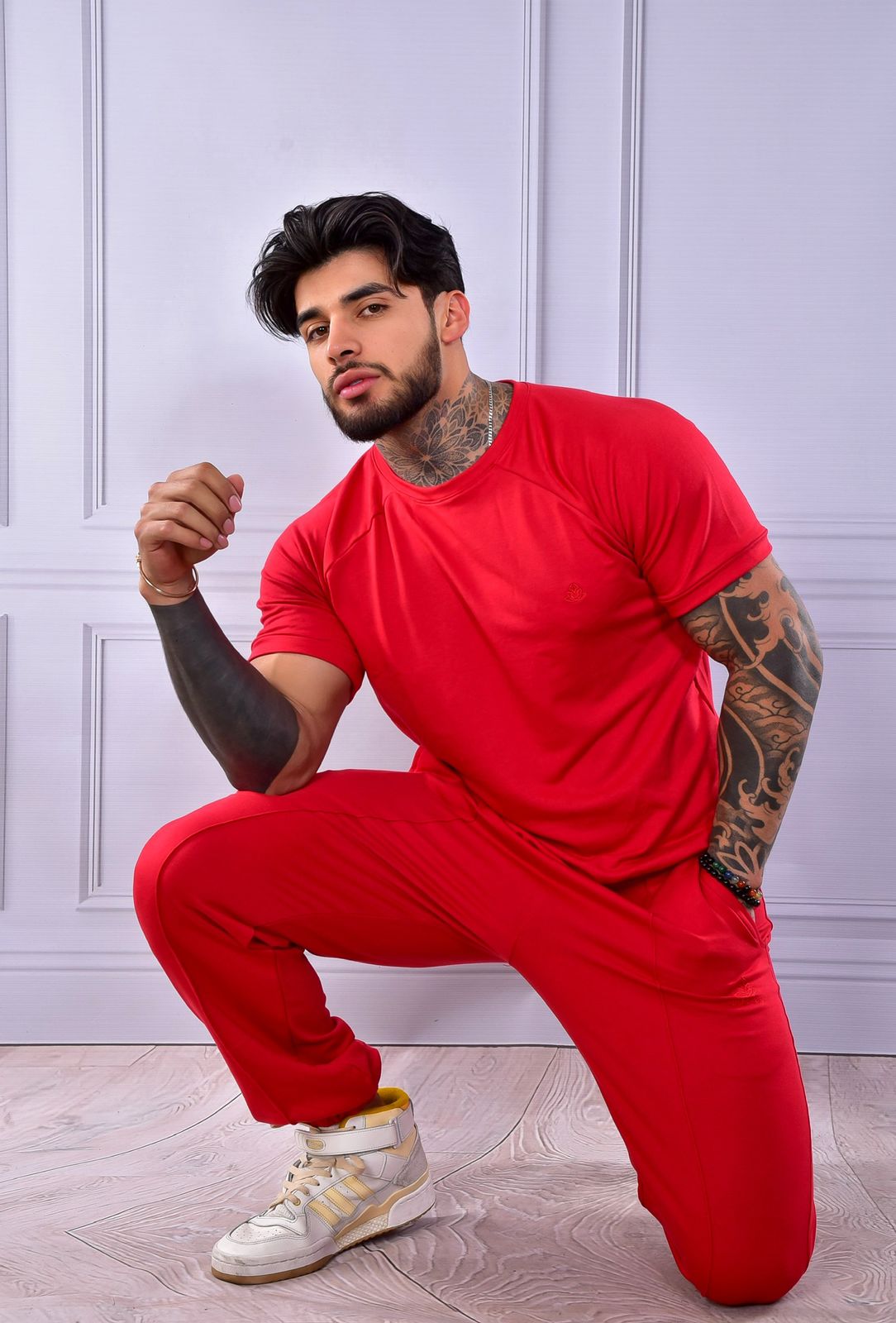 CONJUNTO DEPORTIVO DORADO