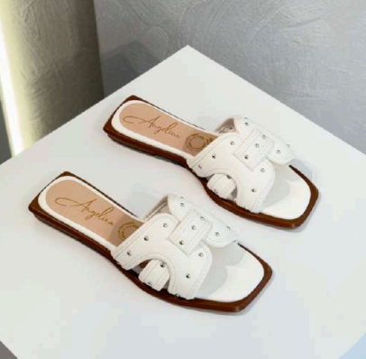 Gray helmet for bikers