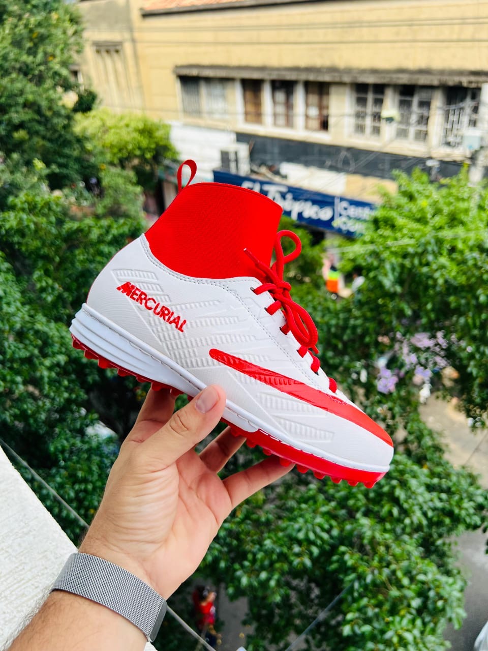 Guayo corte alto mercurial