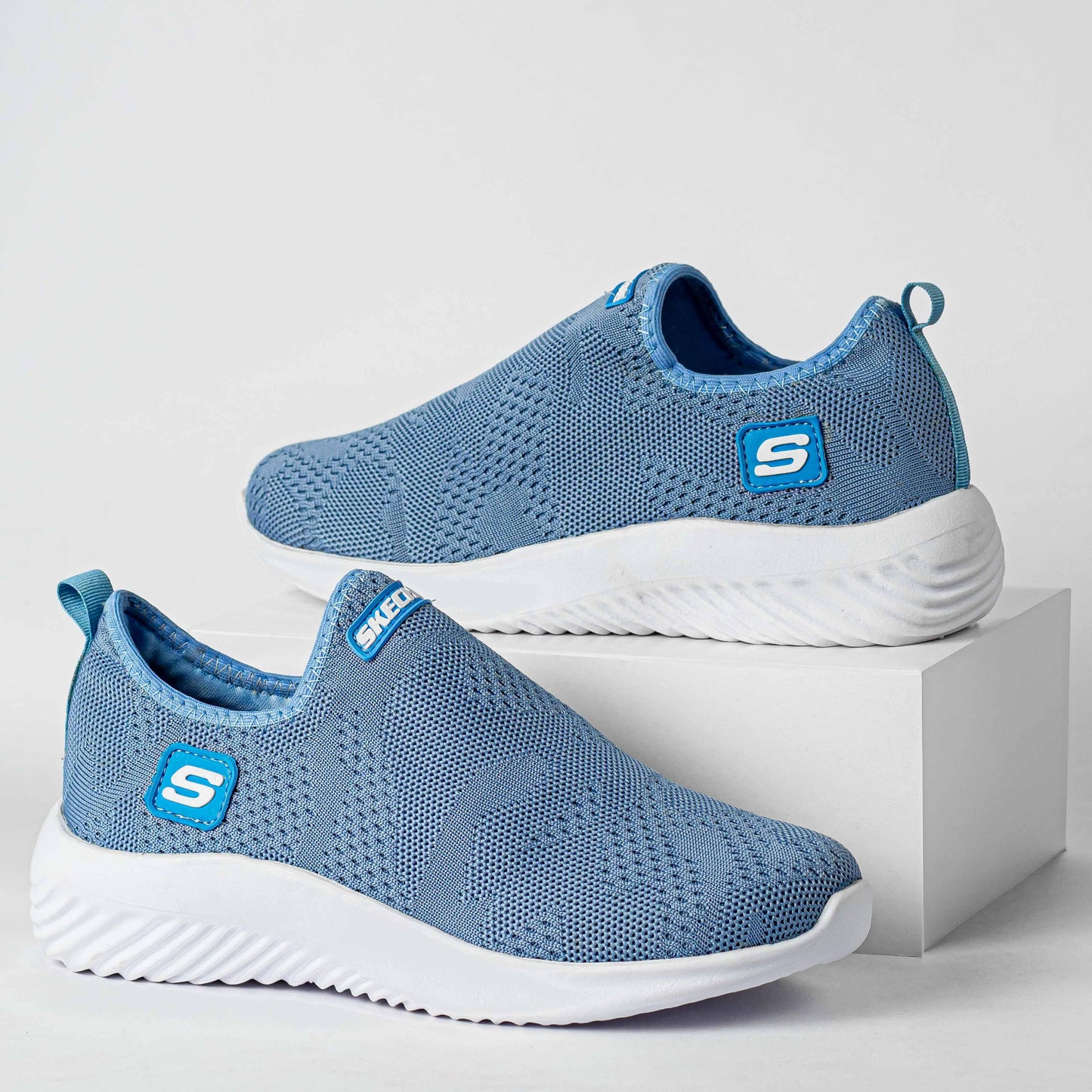 Skechers Tipo Media Corte Bajo Dama